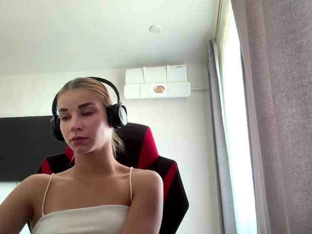 TracieSebron live webcam show