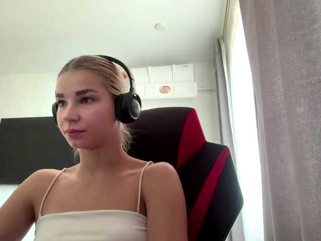TracieSebron live webcam show