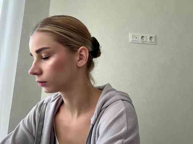 TracieSebron - Girl 