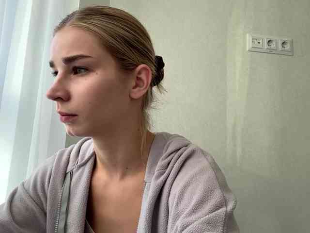 TracieSebron - Girl 