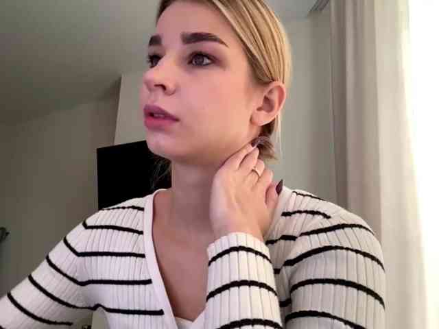 TracieSebron — live female cam on BongaCams
