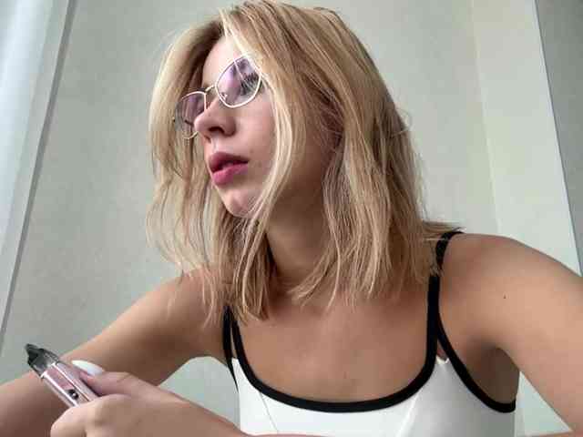 TracieSebron Live Webcam on BongaCams
