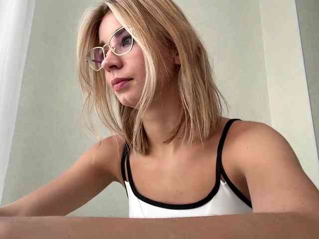 TracieSebron Live Webcam on BongaCams