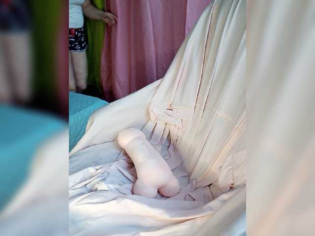 HairyStepMom live webcam show