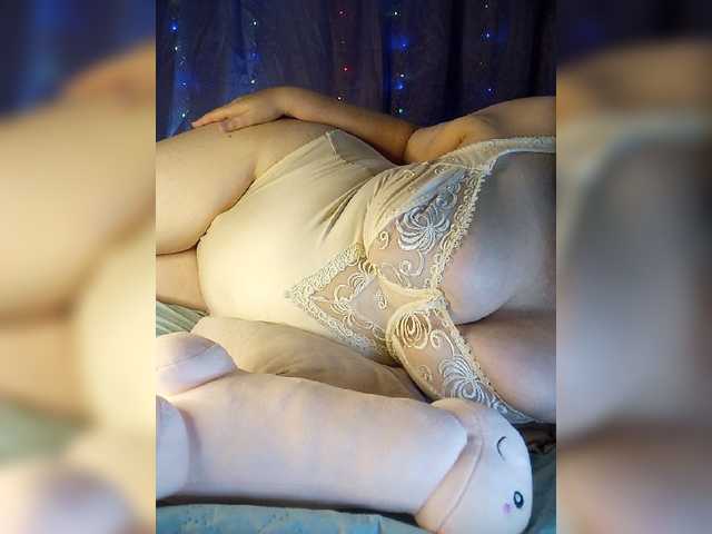 HairyStepMom live cam on BongaCams