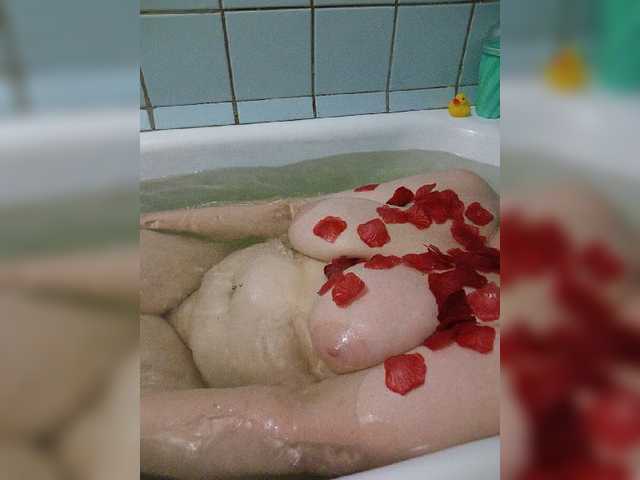 HairyStepMom live cam on BongaCams