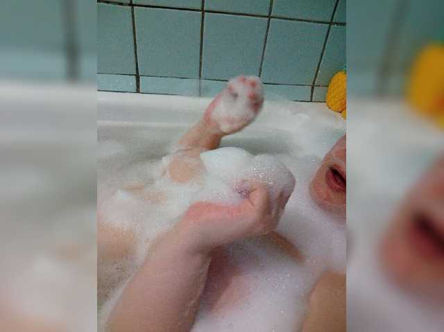 HairyStepMom live cam on BongaCams