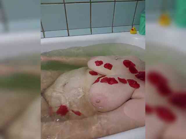 HairyStepMom webcam