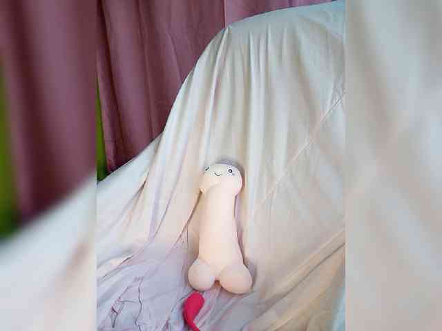 HairyStepMom webcam