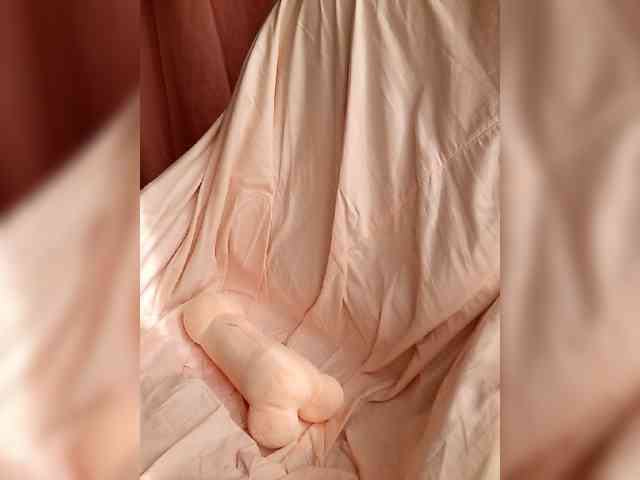 HairyStepMom webcam