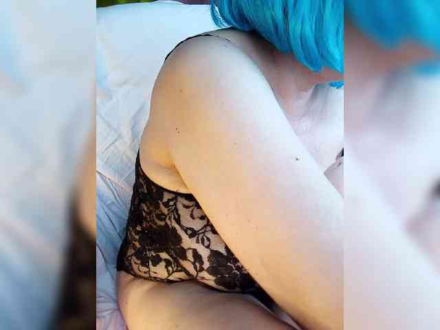 HairyStepMom webcam