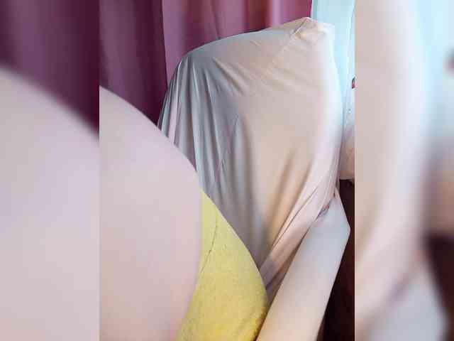 HairyStepMom webcam
