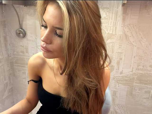 ChariseSchonhardt live cam on BongaCams