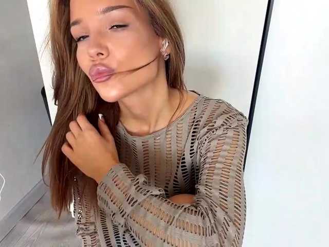 ChariseSchonhardt