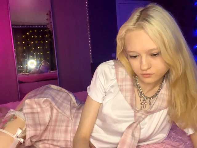 ChariseSchonhardt live cam on BongaCams