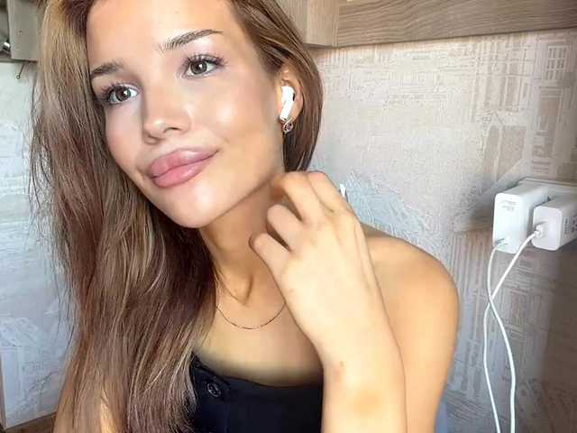 ChariseSchonhardt live cam on BongaCams