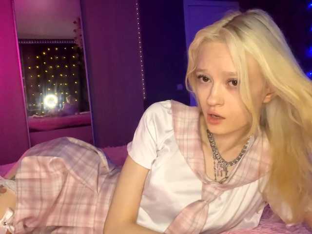ChariseSchonhardt live cam on BongaCams