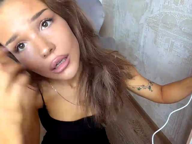 ChariseSchonhardt live webcam show
