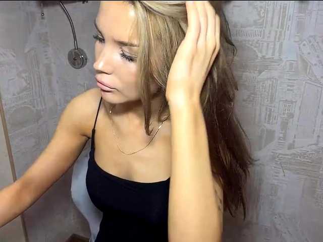 ChariseSchonhardt live cam on BongaCams