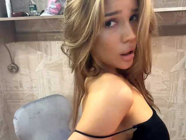 ChariseSchonhardt live cam on BongaCams