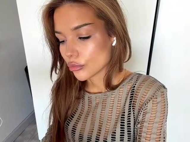ChariseSchonhardt live cam on BongaCams