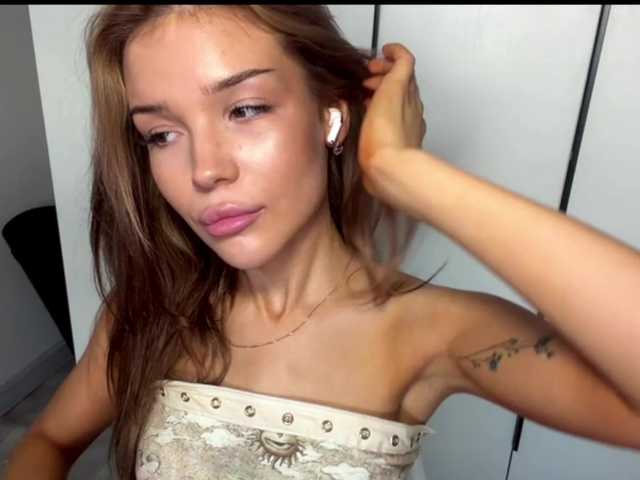 ChariseSchonhardt