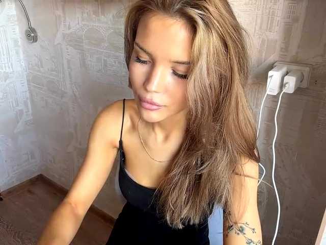 ChariseSchonhardt live cam on BongaCams