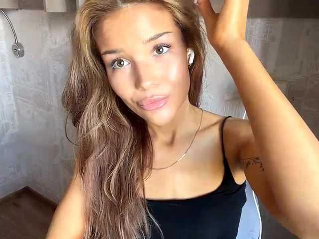 ChariseSchonhardt live cam on BongaCams