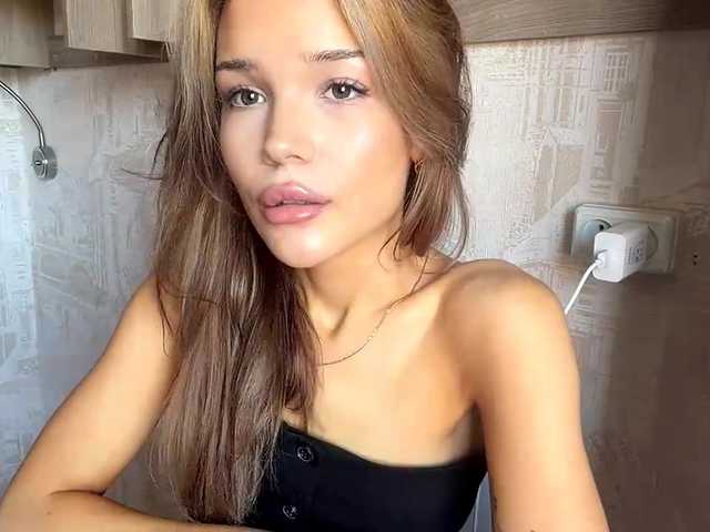 ChariseSchonhardt live cam on BongaCams