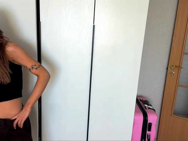 ChariseSchonhardt live webcam show