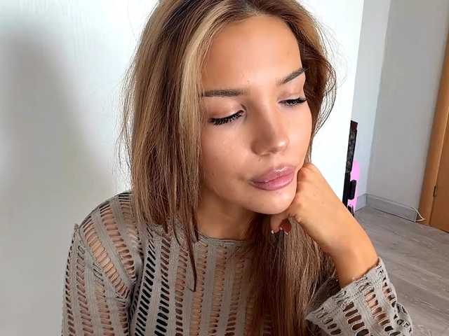 ChariseSchonhardt live cam on BongaCams