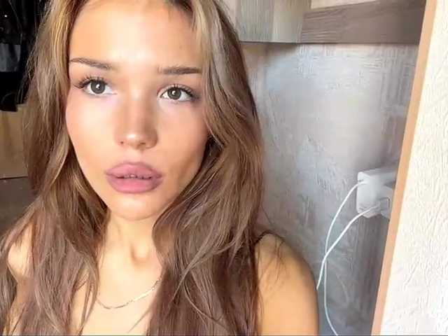 ChariseSchonhardt live cam on BongaCams