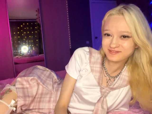 ChariseSchonhardt live cam on BongaCams
