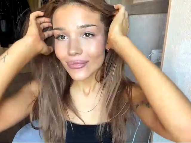 ChariseSchonhardt live cam on BongaCams