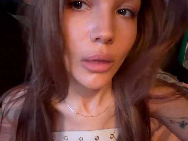ChariseSchonhardt live cam on BongaCams