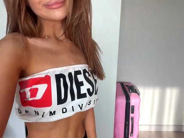 ChariseSchonhardt live cam on BongaCams