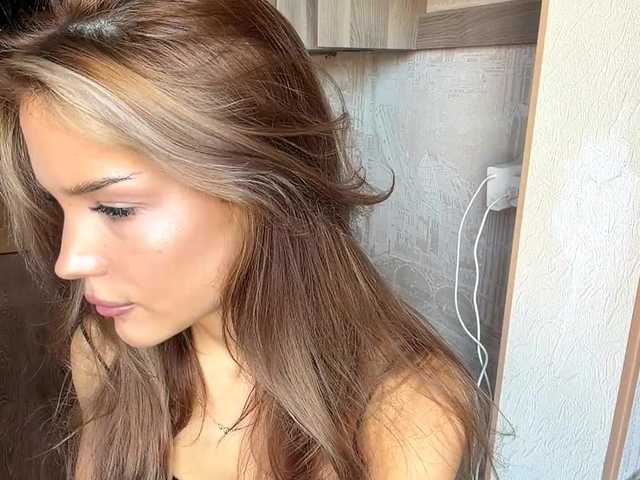 ChariseSchonhardt live cam on BongaCams