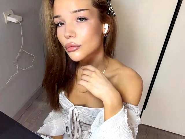 ChariseSchonhardt live cam on BongaCams