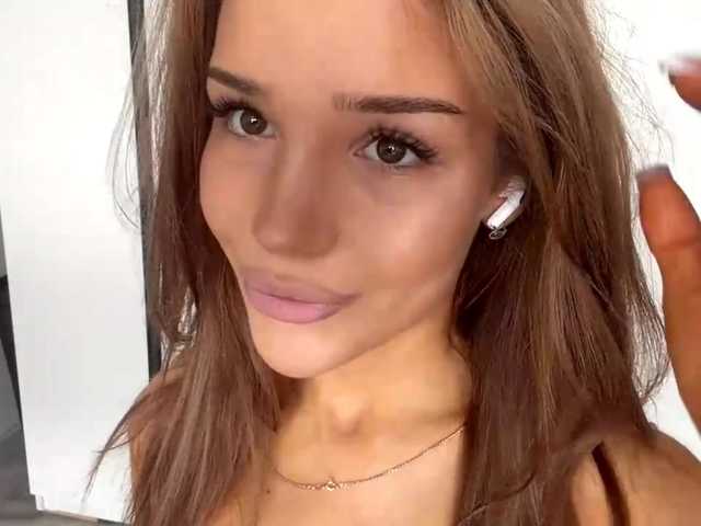 ChariseSchonhardt live cam on BongaCams