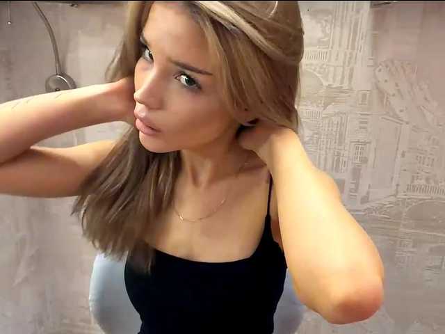 ChariseSchonhardt live cam on BongaCams