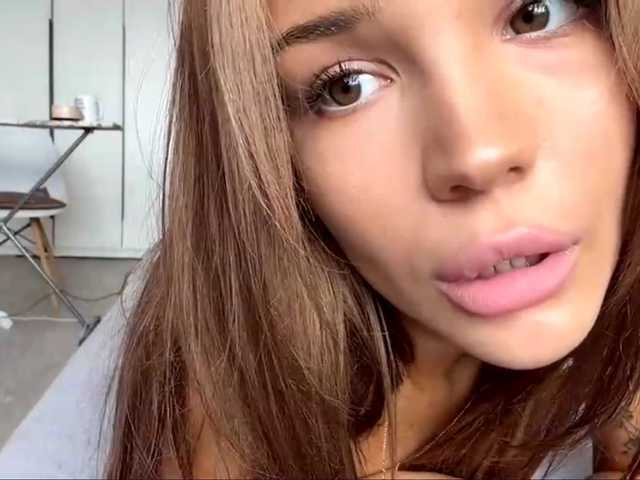 ChariseSchonhardt live cam on BongaCams