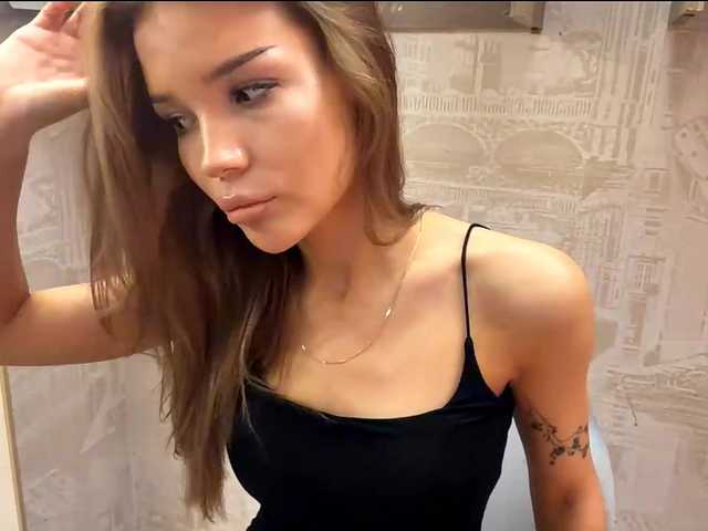 ChariseSchonhardt live cam on BongaCams