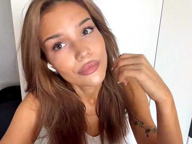 ChariseSchonhardt