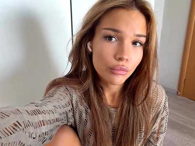 ChariseSchonhardt live cam on BongaCams