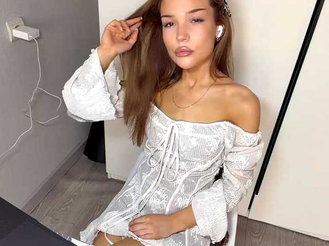 ChariseSchonhardt live cam on BongaCams