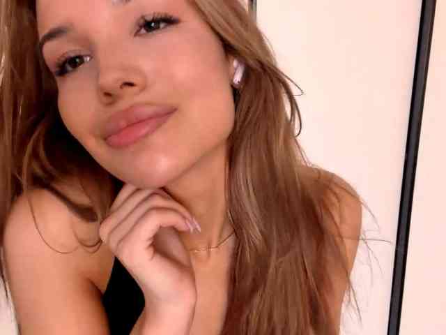 ChariseSchonhardt