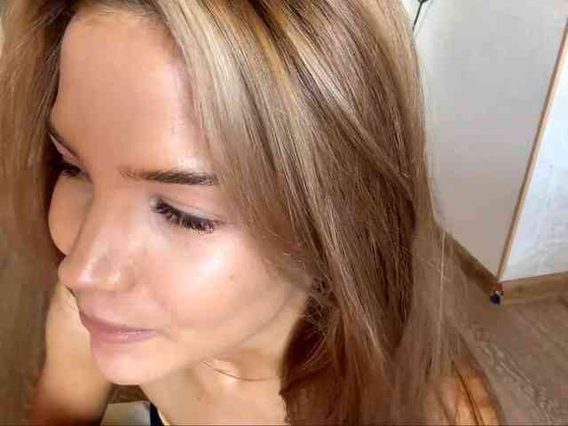 ChariseSchonhardt webcam