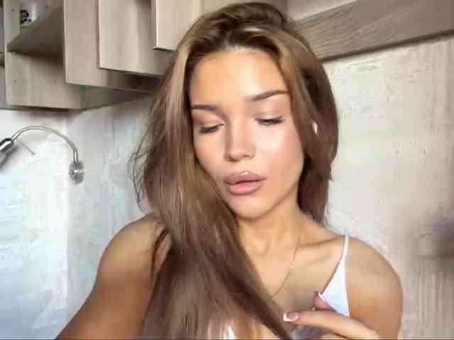 ChariseSchonhardt webcam