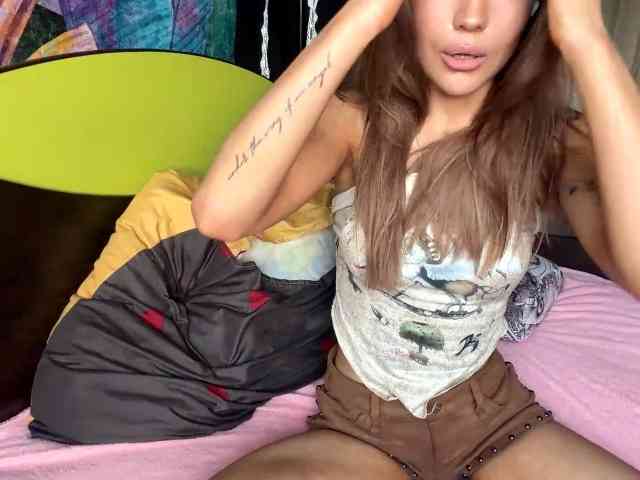 ChariseSchonhardt webcam