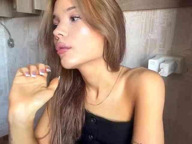 ChariseSchonhardt webcam
